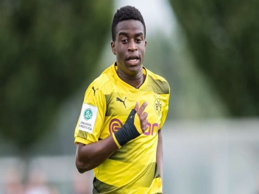 Borussia Dortmund muốn giữ chân ngôi sao trẻ khi có màn ra mắt ấn tượng