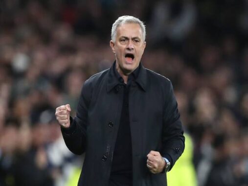 Bóng đá TG tối 29/1: Mourinho lập kỷ lục buồn tại Tottenham