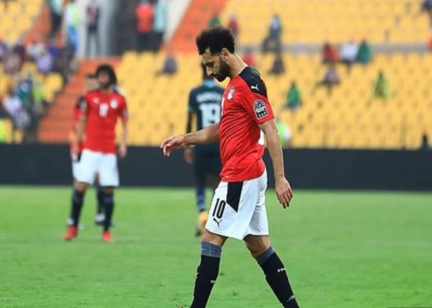 Tin Liverpool 12/1: Salah bị chê trách khi về đá cho ĐTQG