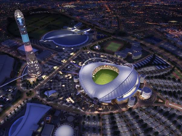 Sân vận động Khalifa nhìn từ trên cao vào ban đêm