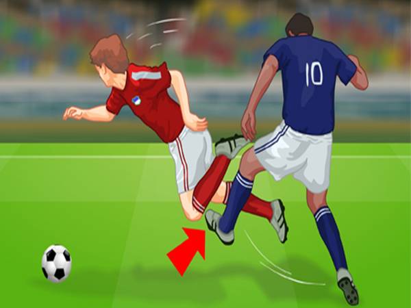 Lỗi kê chân trong bóng đá xảy ra ở tình huống nào?