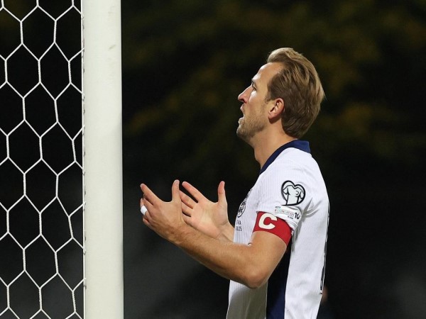 Tin BĐ: Harry Kane và cú sút định mệnh của một huyền thoại