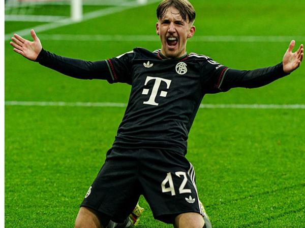 Tin Bayern Munich: 13 trận thắng liên tiếp từ đầu mùa