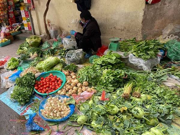 Nằm mơ thấy đi chợ mua cá, mua chuối có điềm gì?