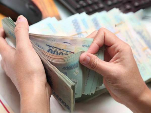 Nằm mơ thấy đếm tiền là điềm báo gì cho tài vận sắp tới?