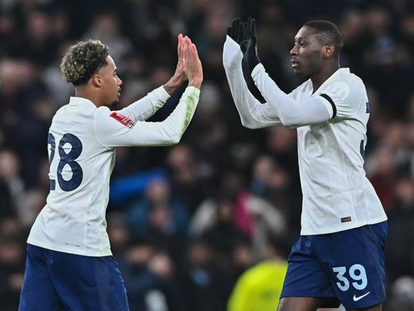 Những thành tích ấn tượng của Randal Kolo Muani và Wilson Odobert